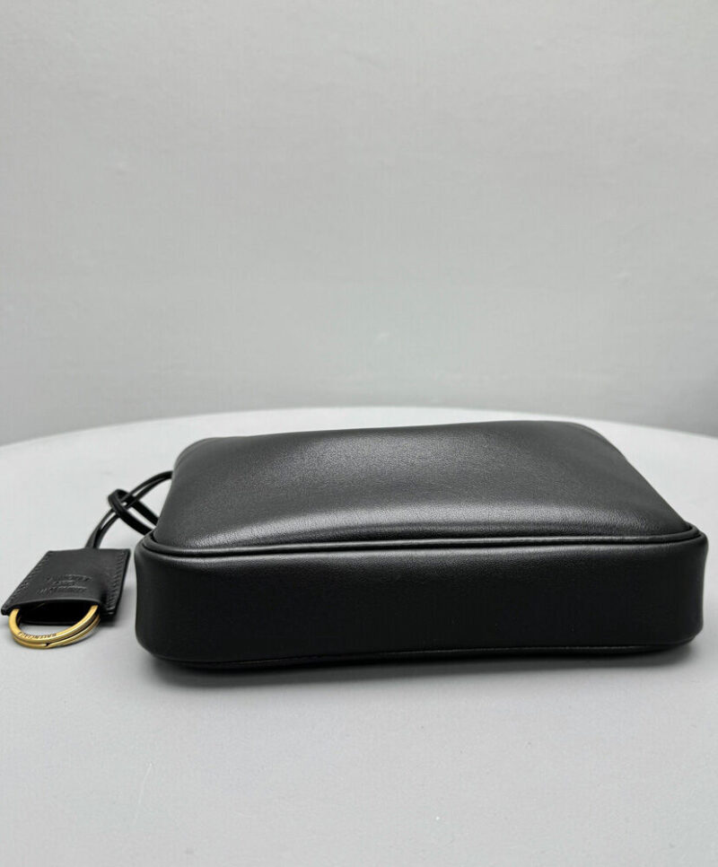 Balenciaga Rodeo Sling Pochette Black